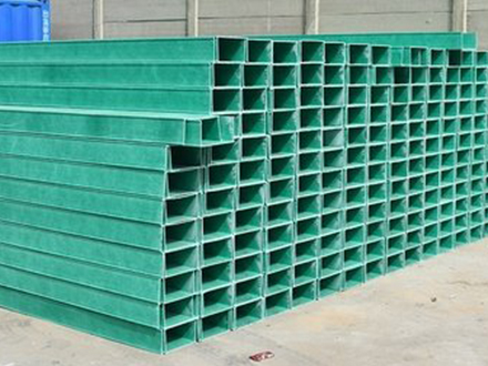 100*50玻璃鋼電纜橋架多少錢一米？