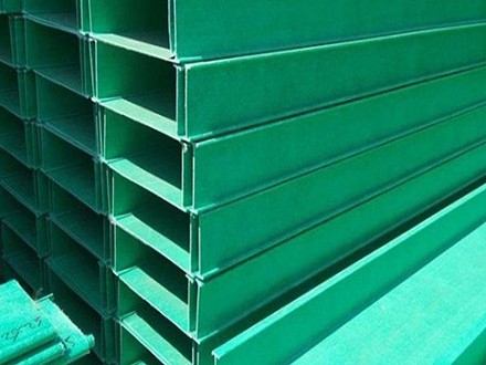 300*100玻璃鋼電纜橋架多少錢一米？